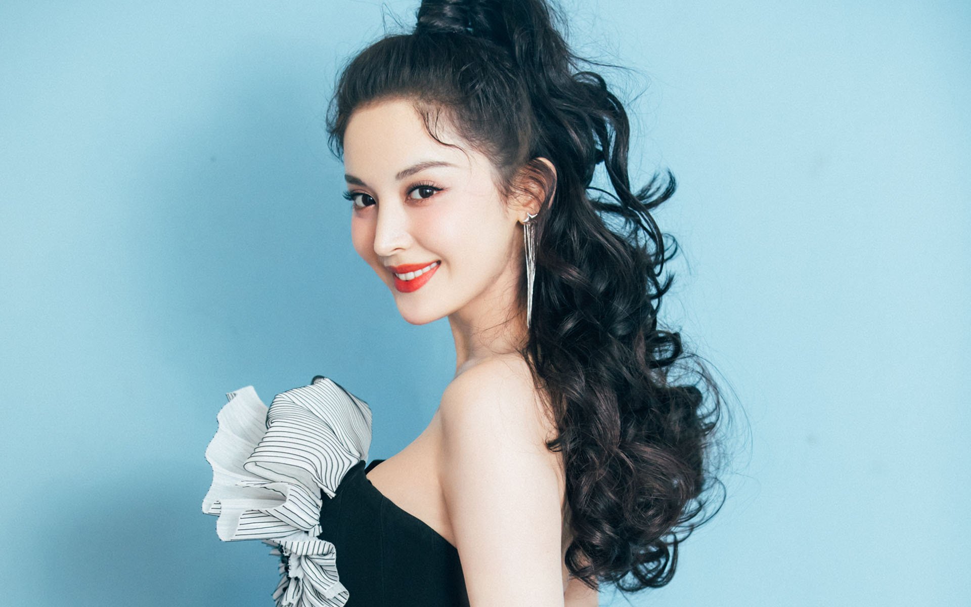 雷霆首次组建“球员创意委员会”，鼓励表达多元意见，雷霆 球员