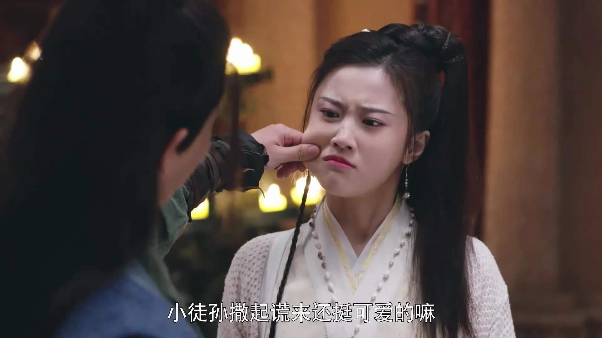 体育赛事观众行为特征及管理策略，请说出观看体育赛事的几个基本礼仪